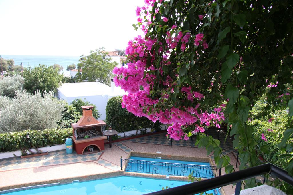 Hotel Mary Marathókampos Extérieur photo