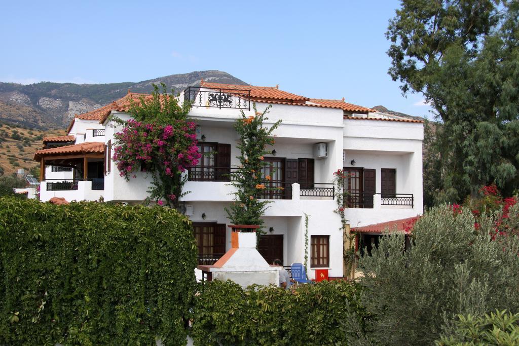 Hotel Mary Marathókampos Extérieur photo